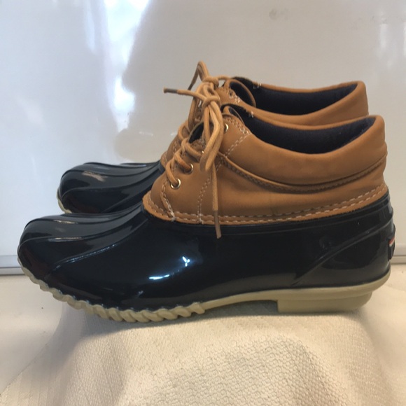 Tommy Hilfiger Shoes - Tommy Hilfiger “duck” boot